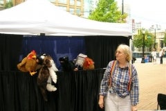 Fran_amp_gangatthebarnyard
